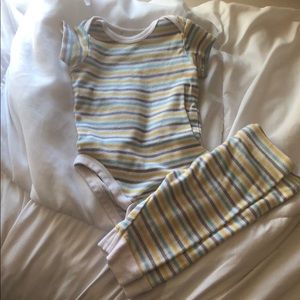 Baby outfit set